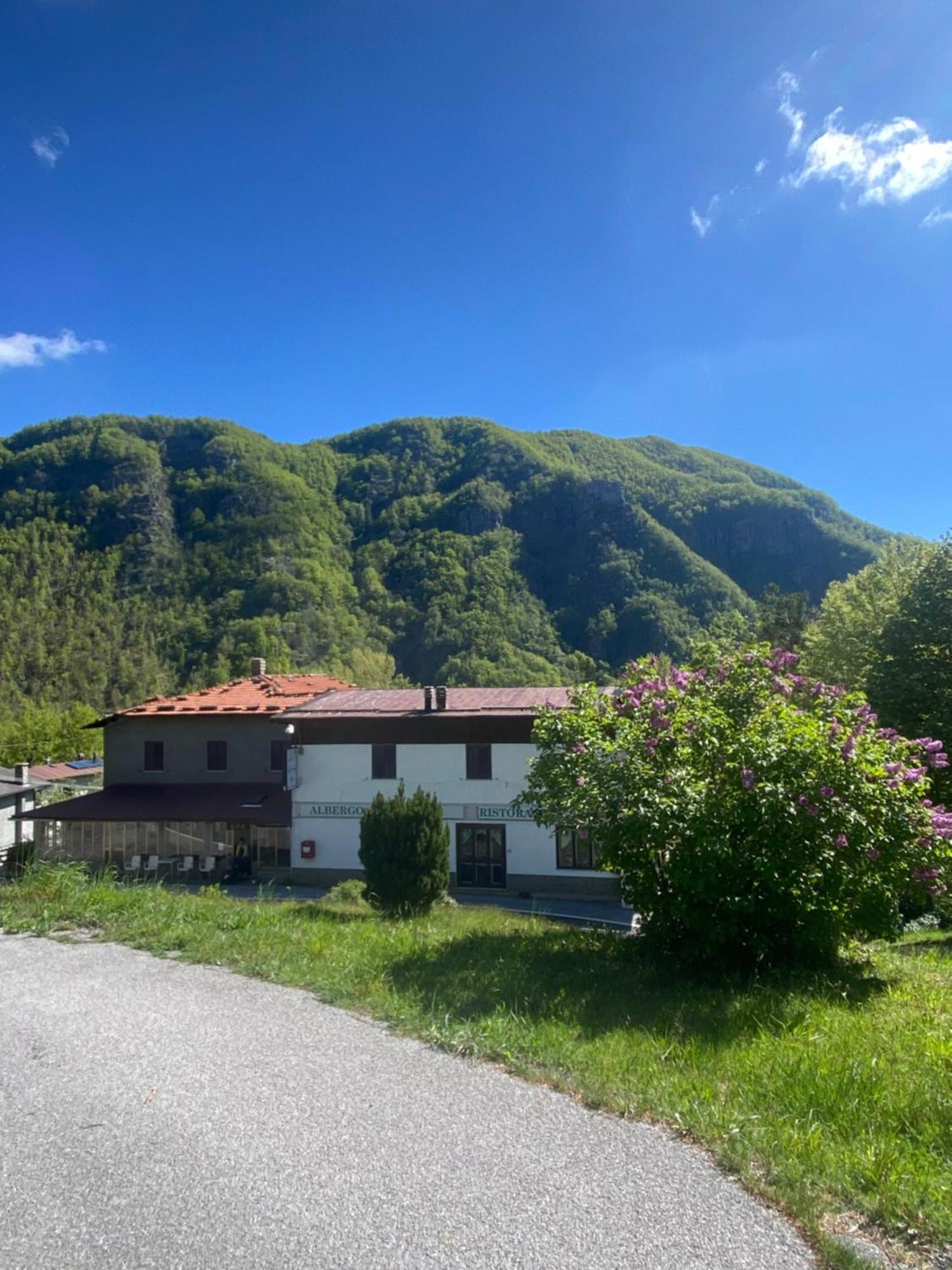 Albergo La Villa アベトーネ エクステリア 写真